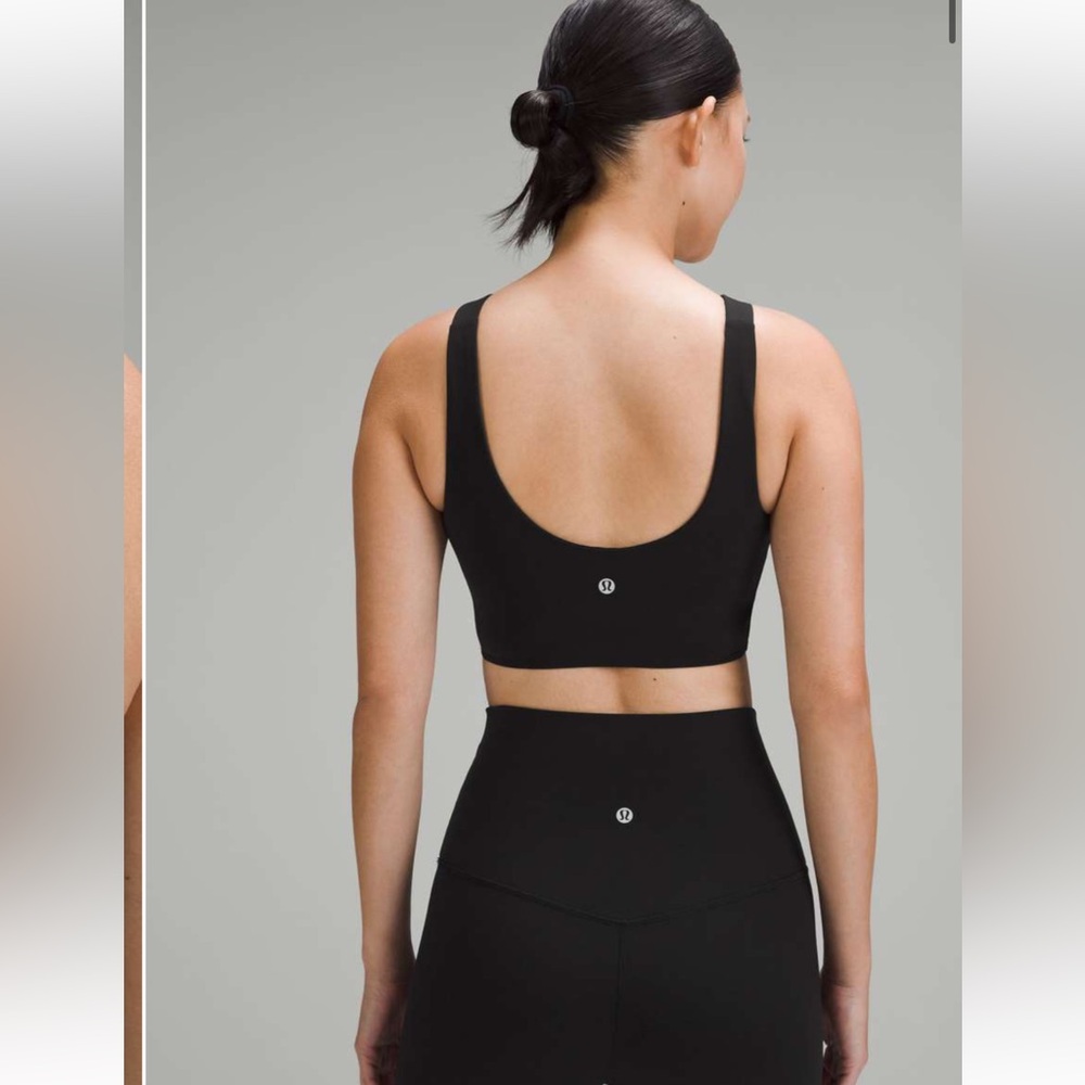 SmoothCover Front Cut-Out Yoga Bra - Picture 4 of 9